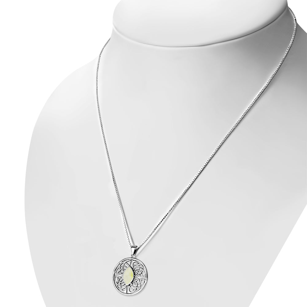 Scottish Marble Pendant - Eye Quarternary Knot