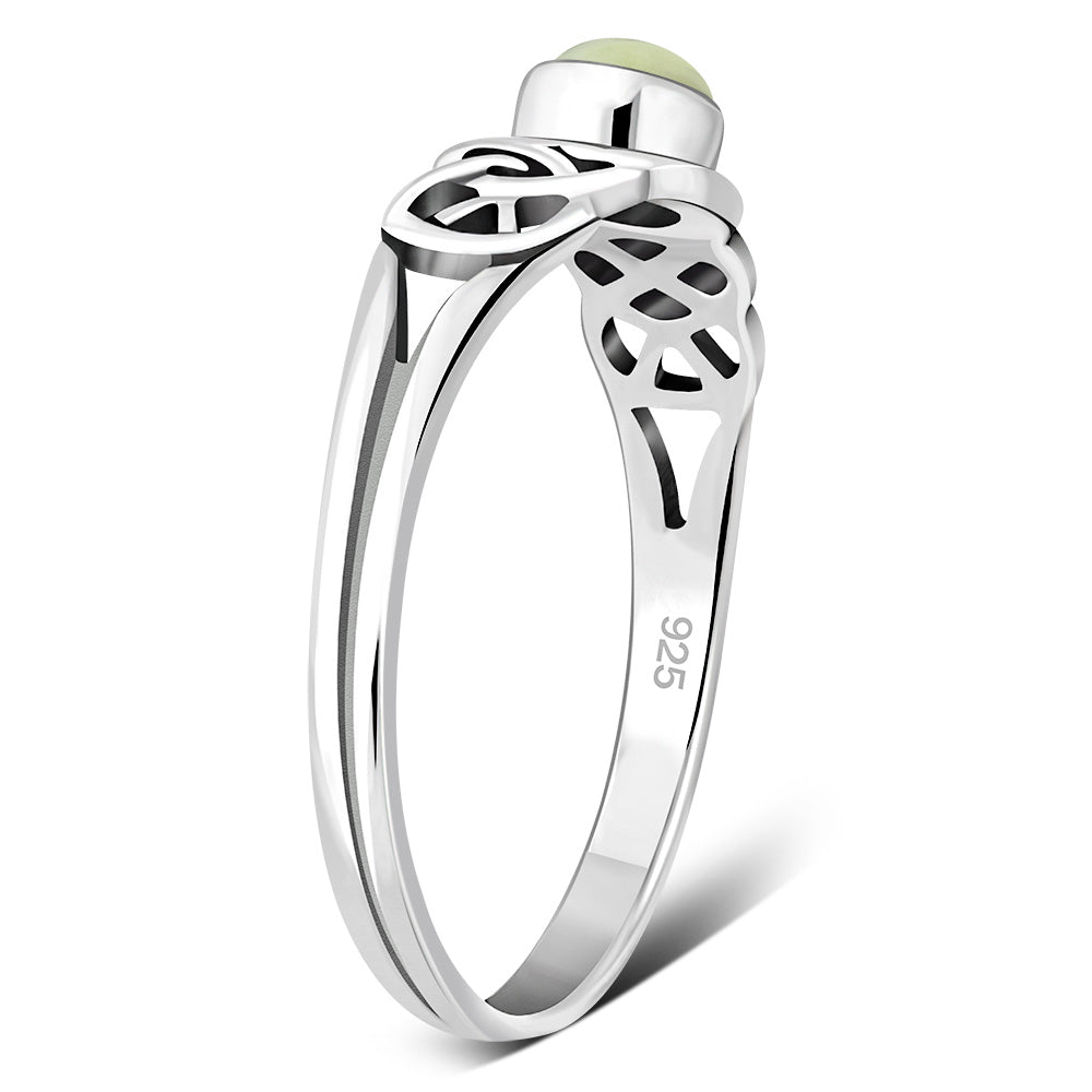 Scottish Marble Ring - Dainty Double Knot