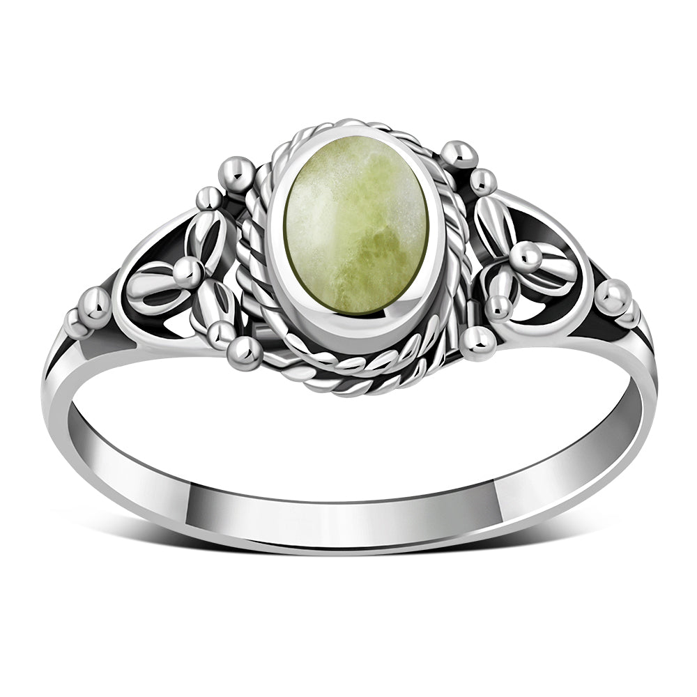Scottish Marble Ring - Three Petals