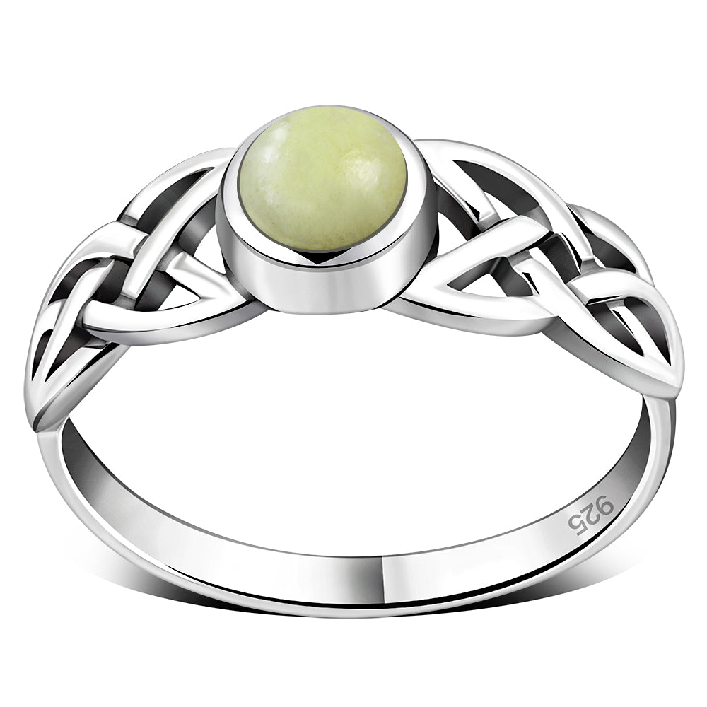Scottish Marble Ring - Tapered Celtic Knot