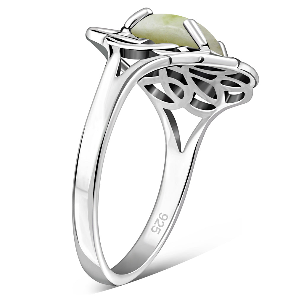 Scottish Marble Ring - Big Cabochon Celtic Flower
