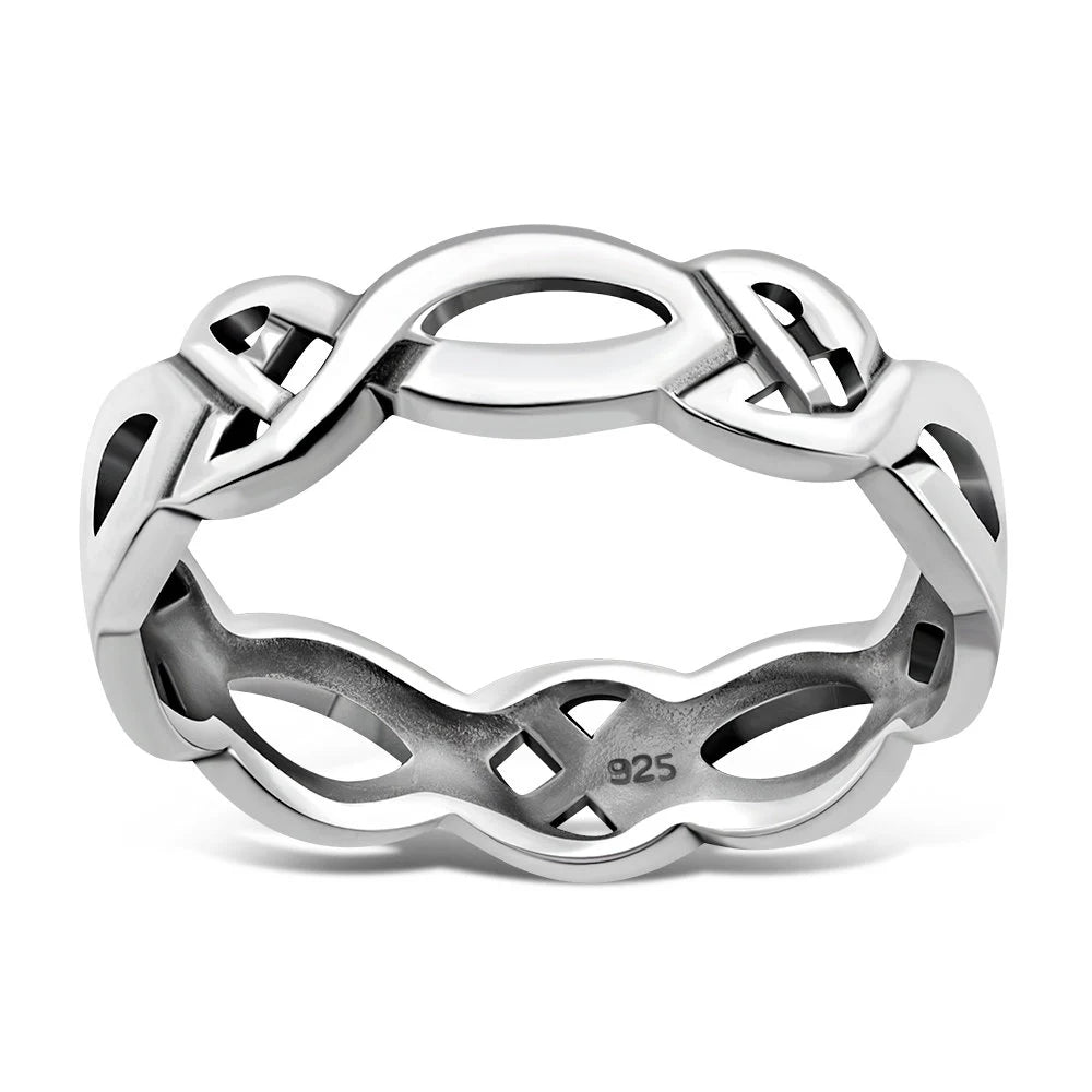 Celtic Knot Ring- Spacious Rope Band
