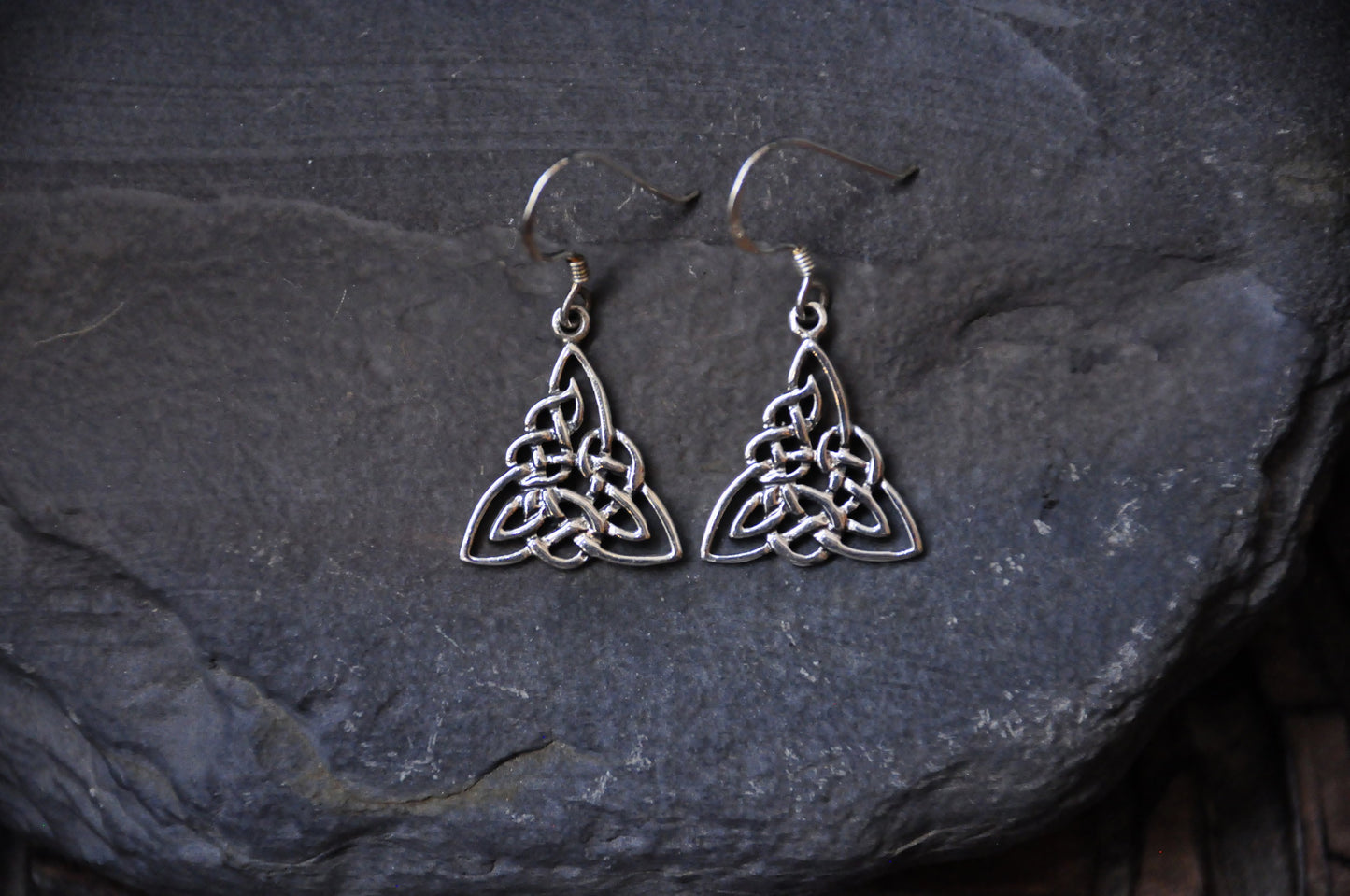 Triquetra Earrings - Kells Triangle