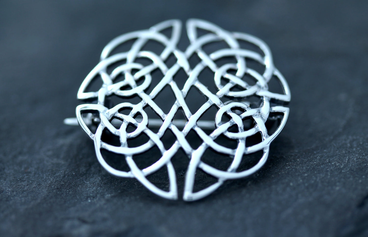 Celtic Knot Brooch - Open Dara Knot