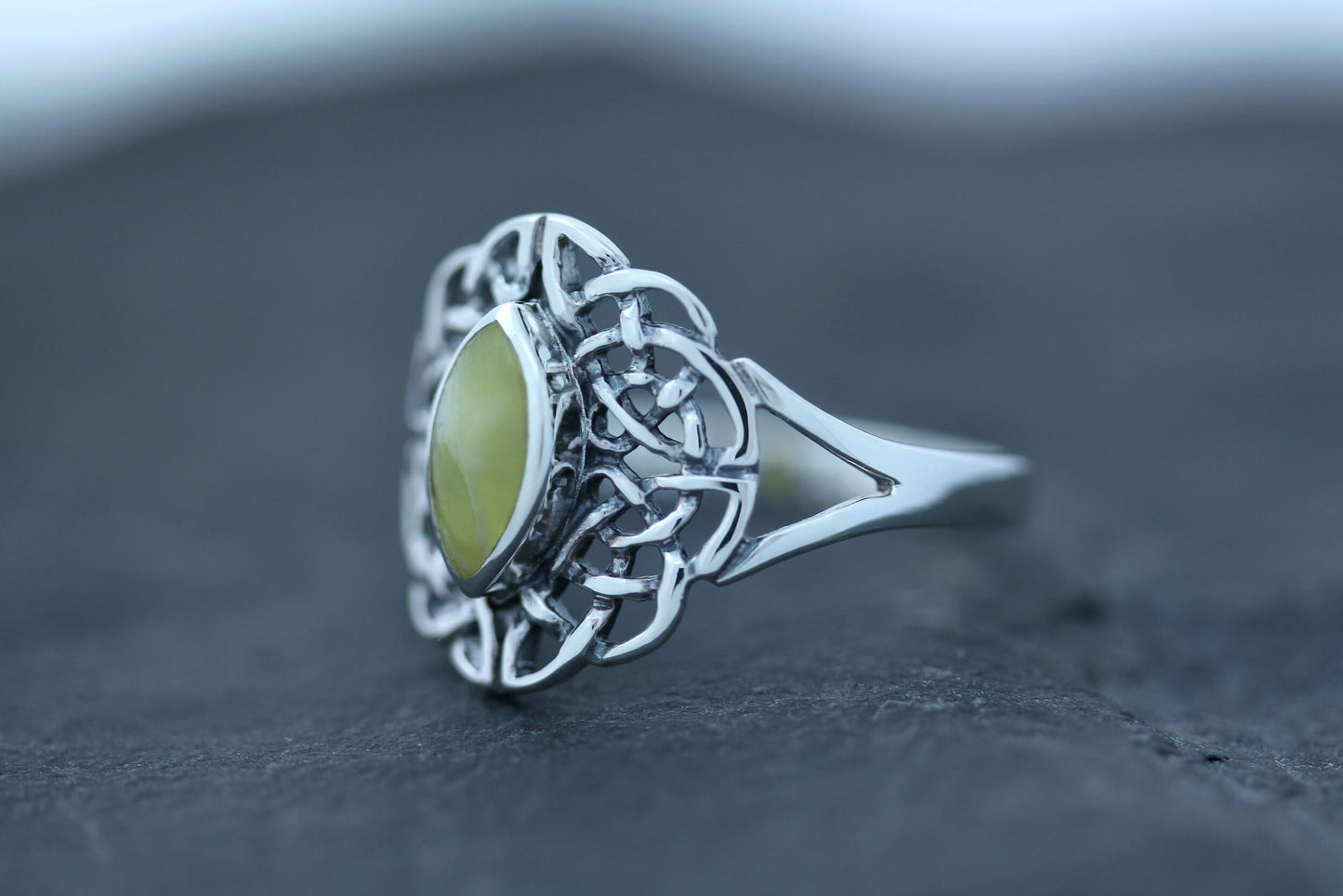 Scottish Marble Ring - Dara Knot with Marquee Scottish Marble (Medium)