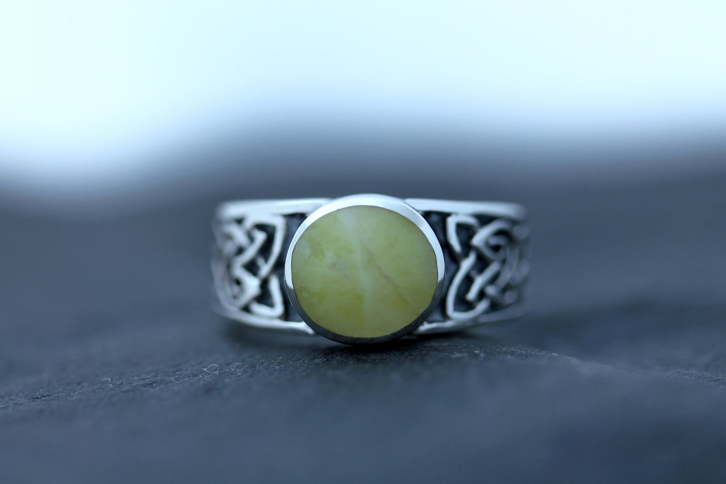 Scottish Marble Ring - Vintage Family Knot Band