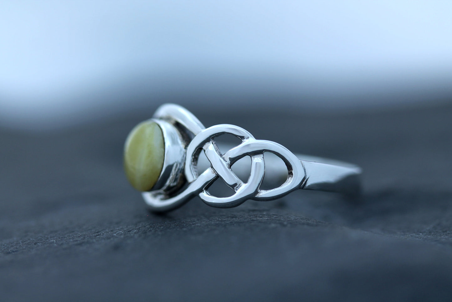 Scottish Marble Ring - Small Looped Frame