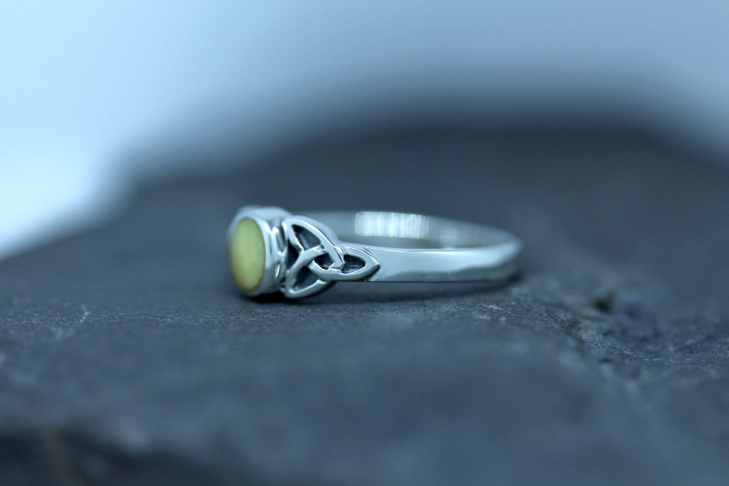 Scottish Marble Ring - Contrast Trinity