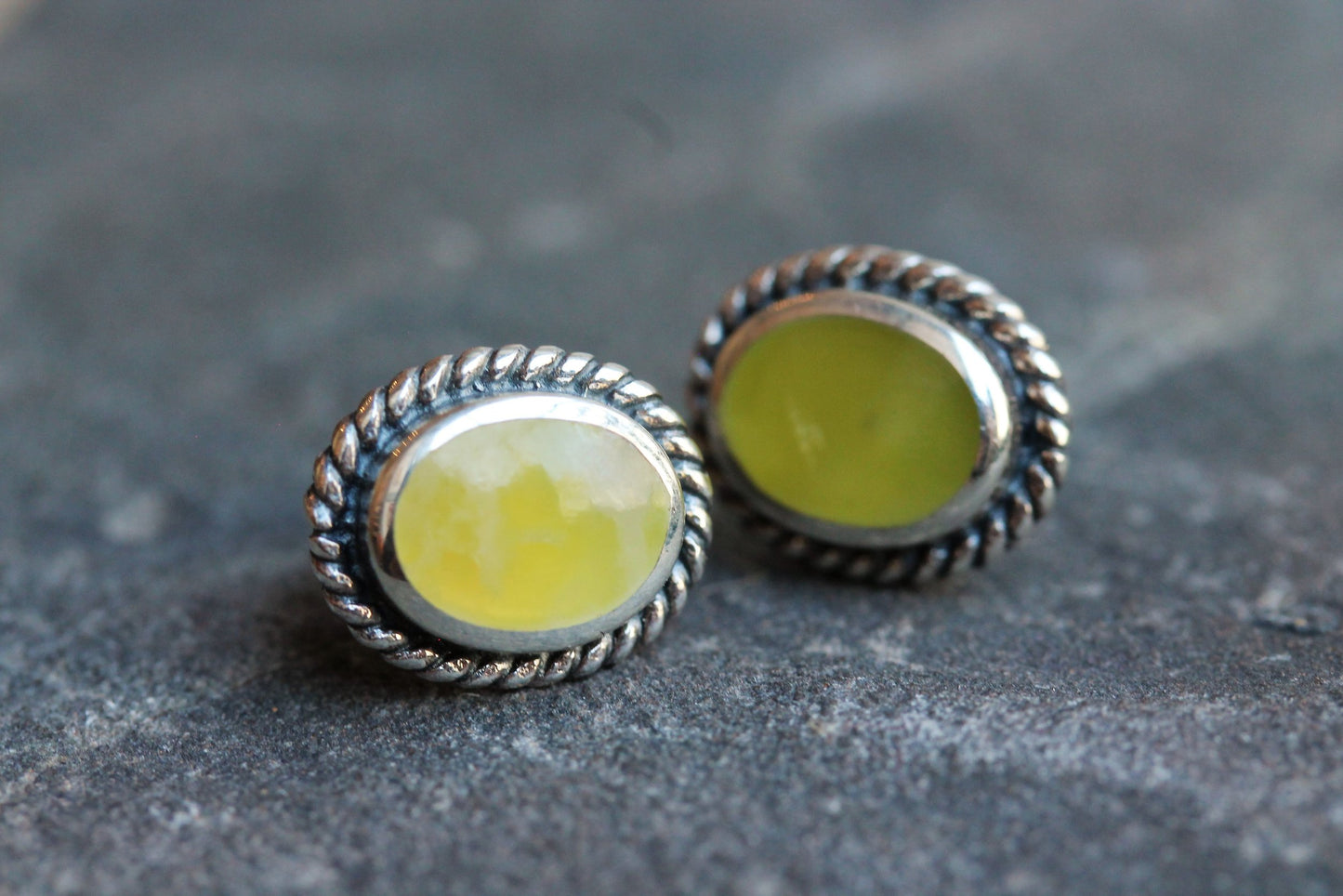 Scottish Marble Studs - Vintage Border