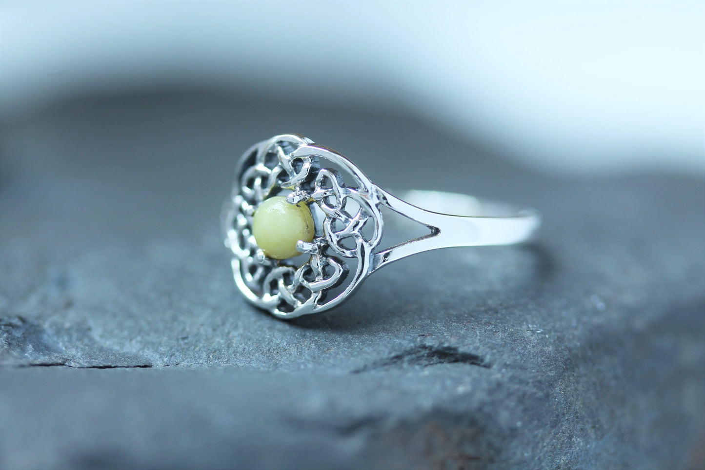 Scottish Marble Ring - Celtic Wreath