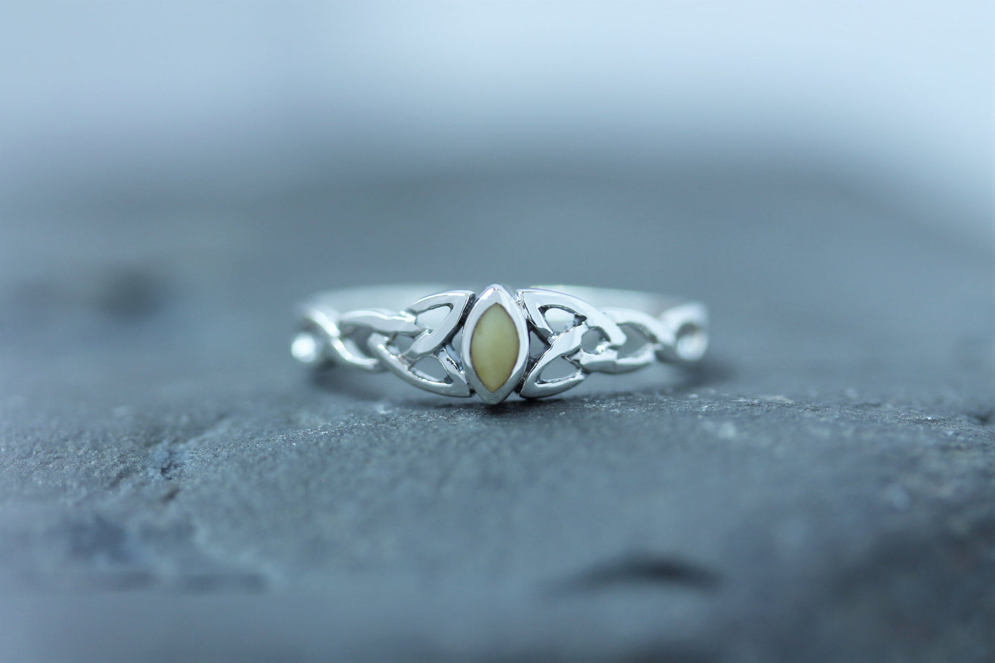 Scottish Marble Ring - Diamond Triquetra