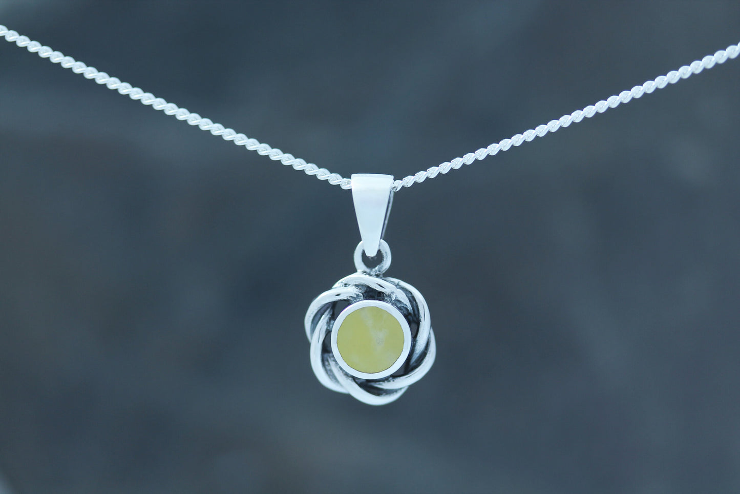 Scottish Marble Pendant - Circle Wreath