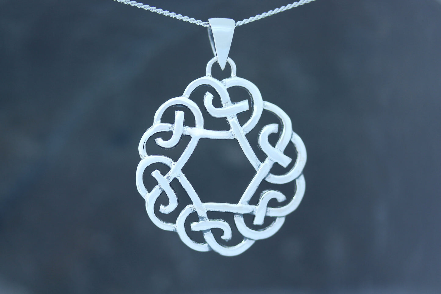 Celtic Knot Pendant - Infinity Wheel