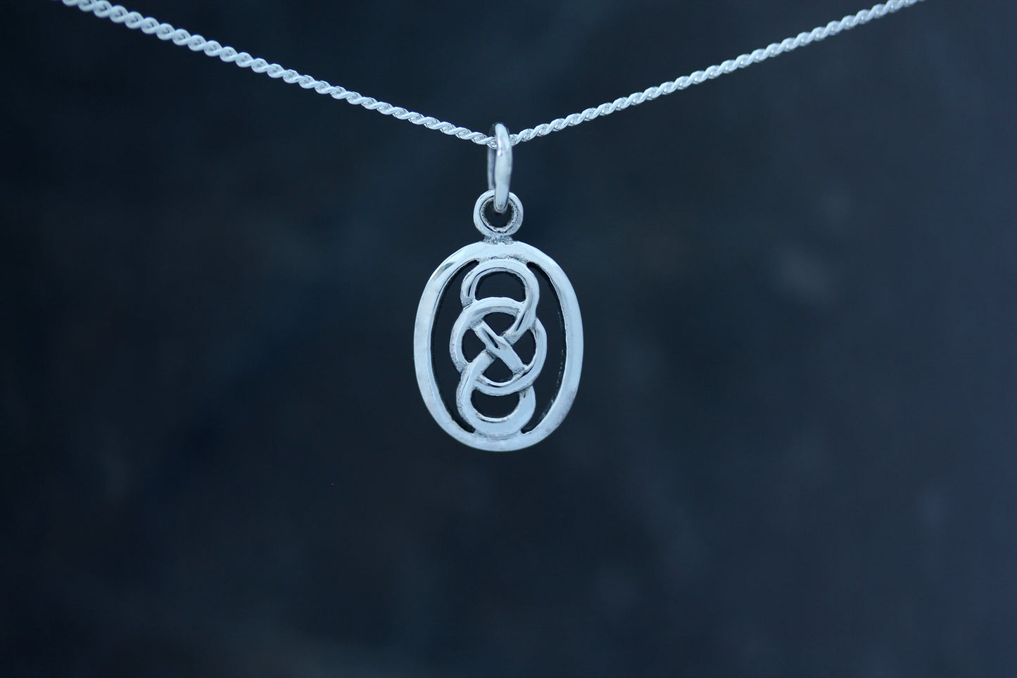 Celtic Knot Pendant - Oval Knot