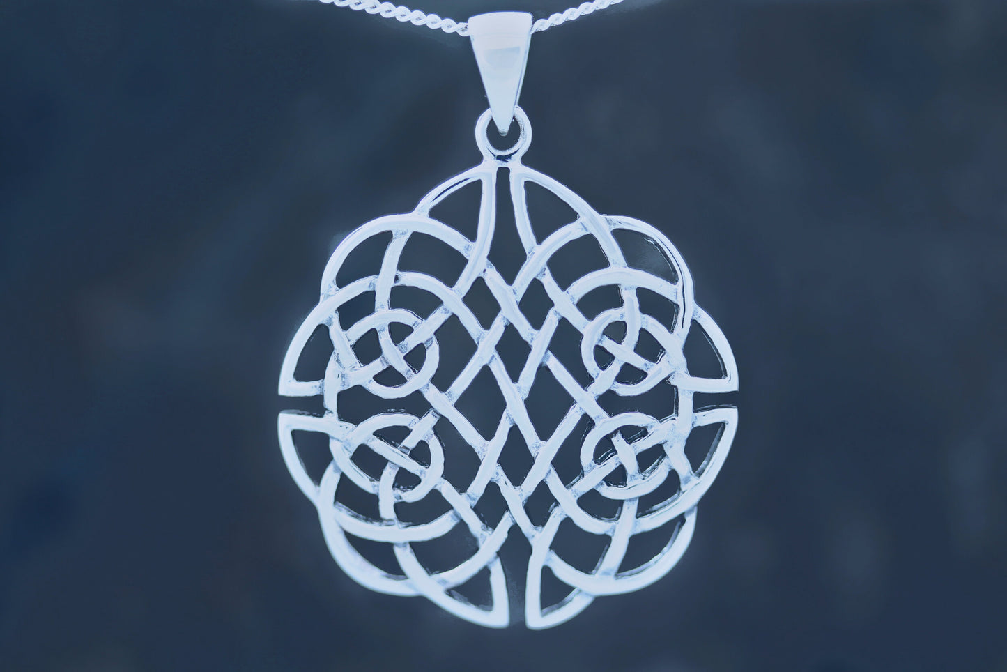 Celtic Knot Pendant - Open Dara Knot