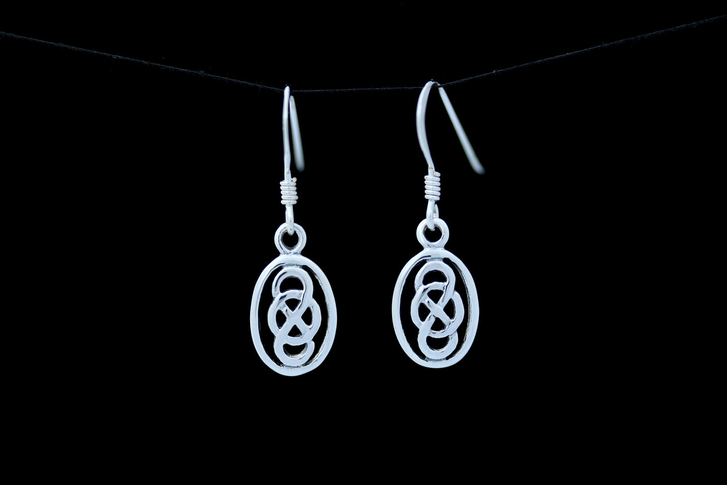 Celtic Knot Earrings - Oval Celtic Knot