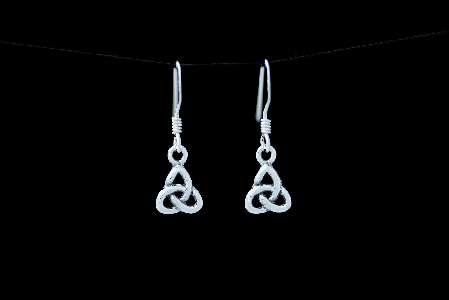 Triquetra Earrings - Rounded Arms