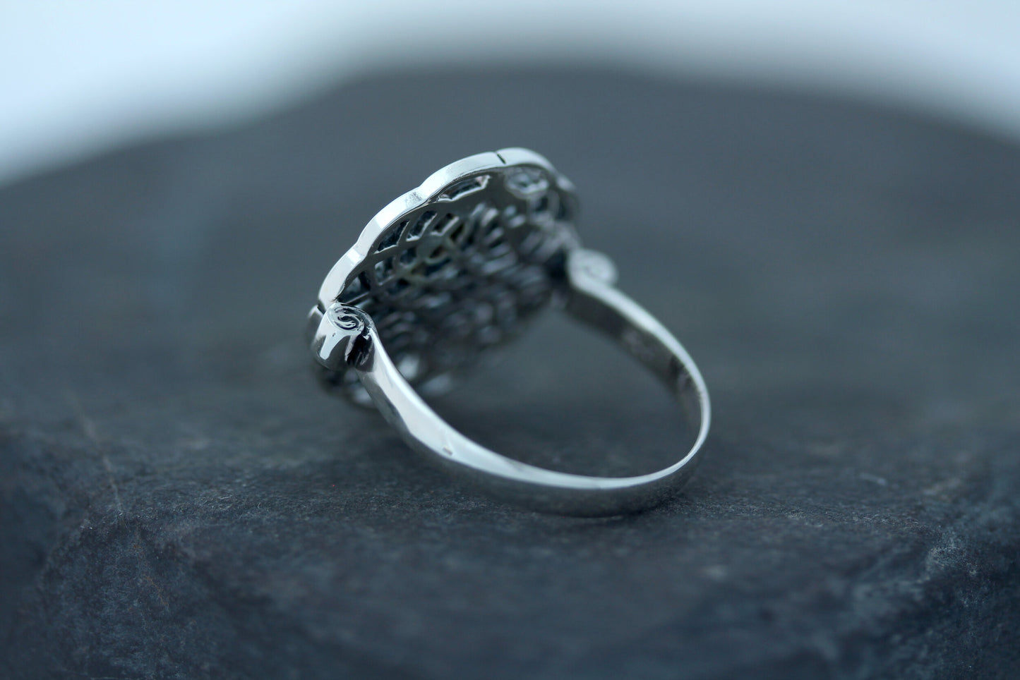 Celtic Knot Ring - Flat Dara Knot