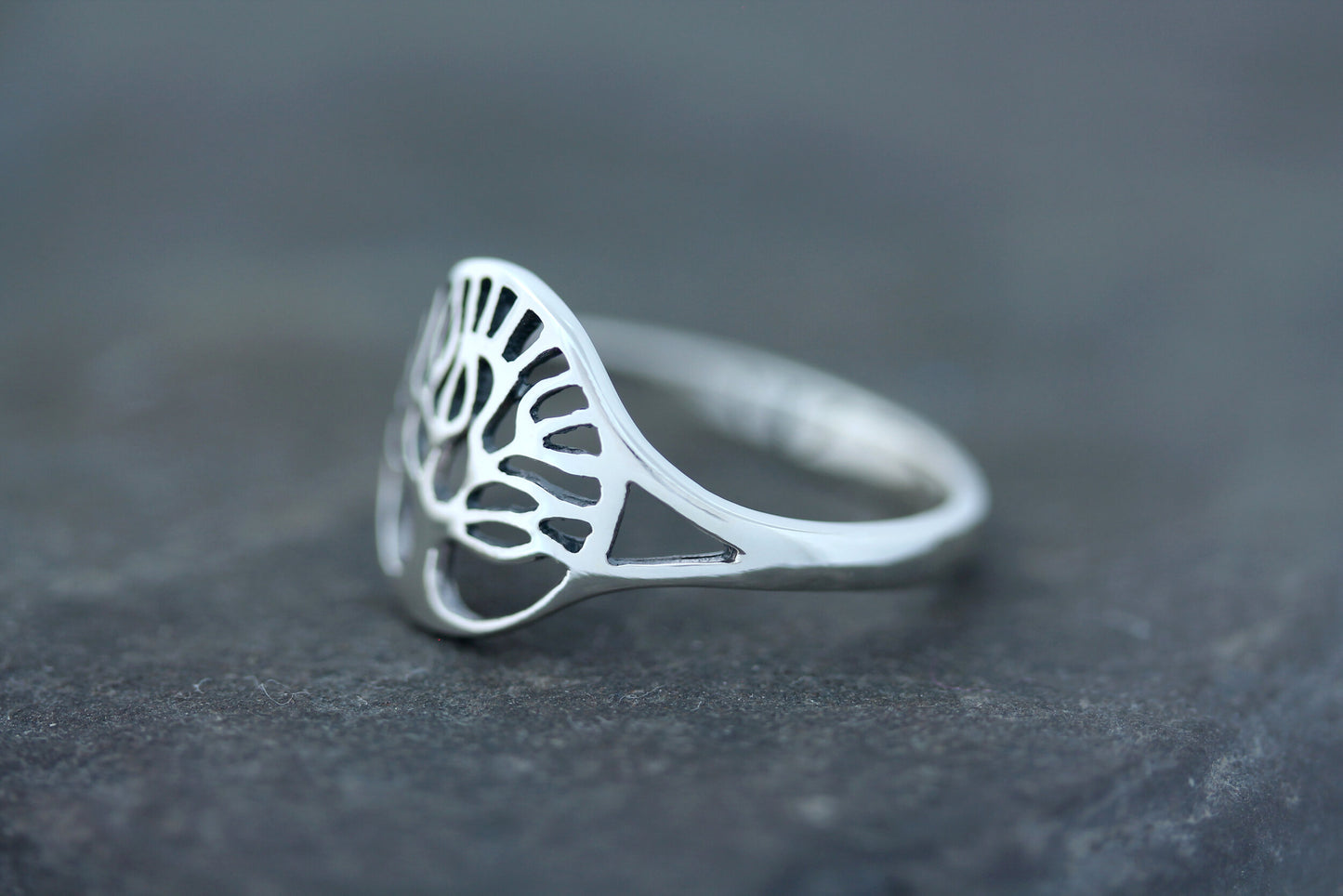 Tree of Life Ring - Simple Emblem