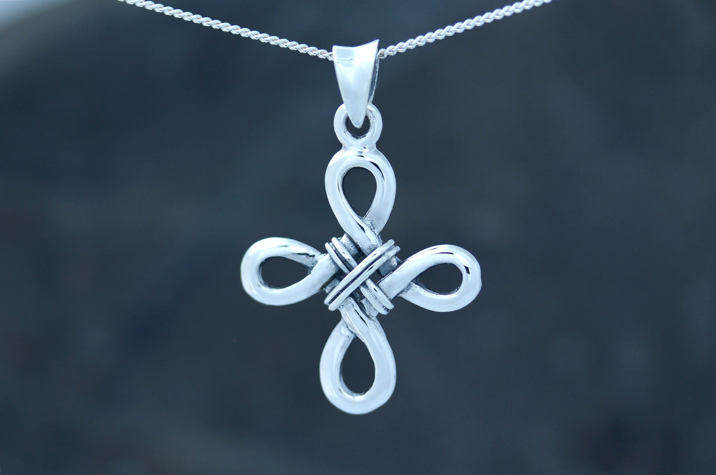 Celtic Cross Pendant - Sailor Knot