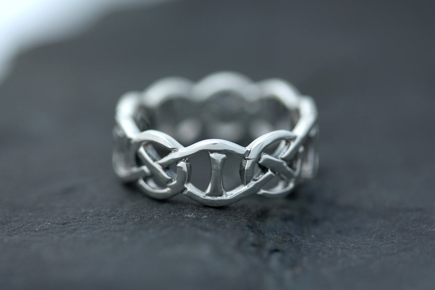 Celtic Knot Ring - Open Weave