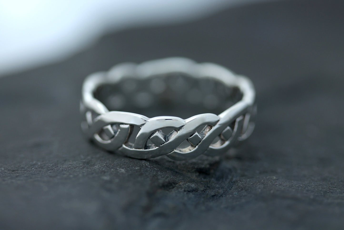 Celtic Knot Ring - Simplicity Knot