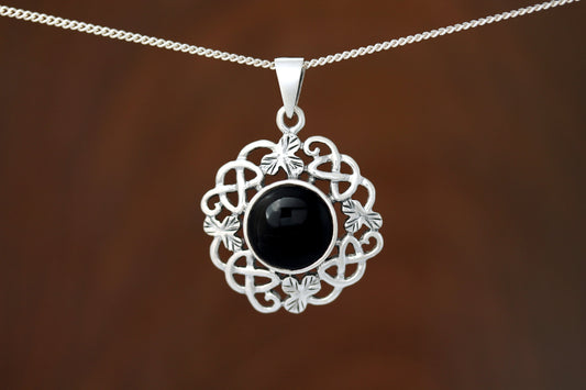 Celtic Stone Pendant -  The Knot with Black Onyx