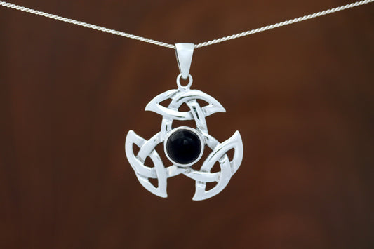 Celtic Stone Pendant - Triple Trinity with Round Black Onyx