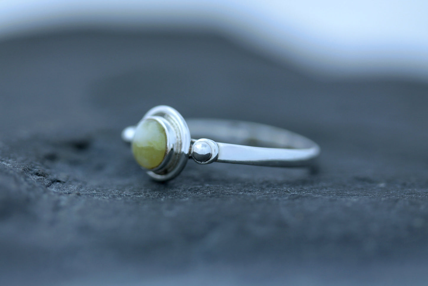 Scottish Marble Ring - Dotted Shoulder