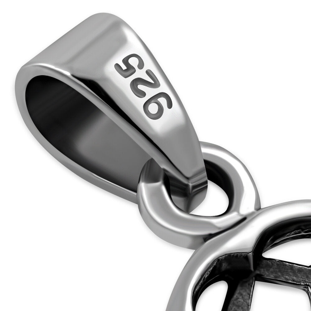 Celtic Knot Pendant - Interlocked Four Leaves