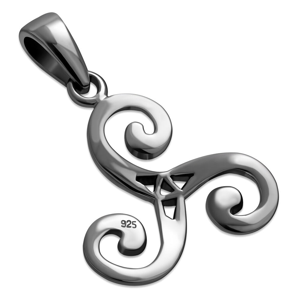 Triskele Pendant - Trinity Centre (Medium)