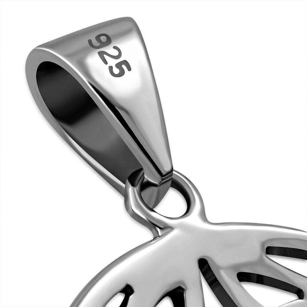 Celtic Pendant - Round Shield Knot