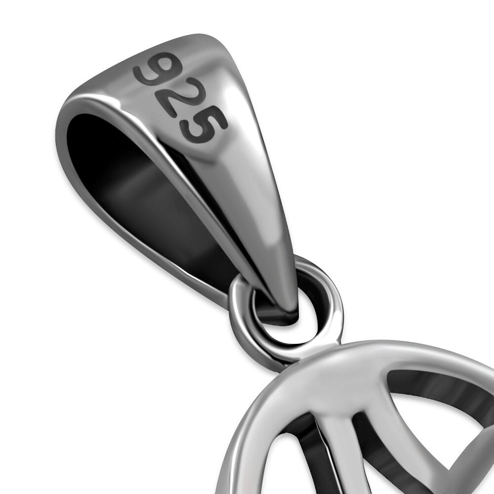 Celtic Pendant - Four Seasons Knot