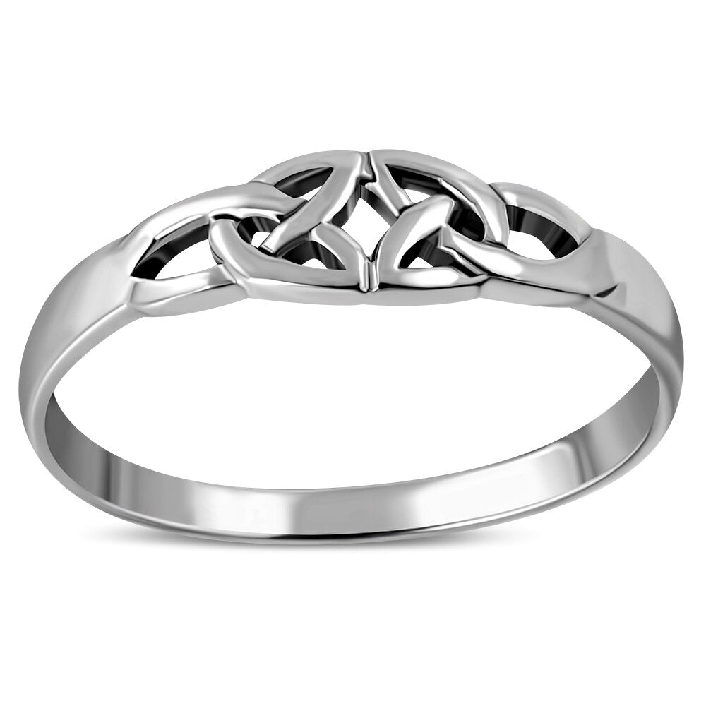 Triquetra Ring - Delicate Union