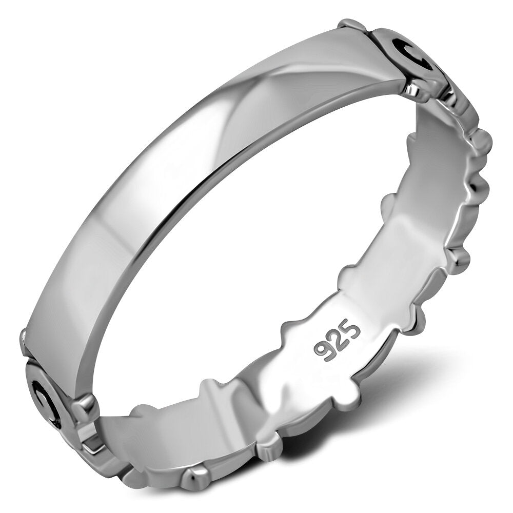 Contemporary ring- Interlocked Swirl Flow