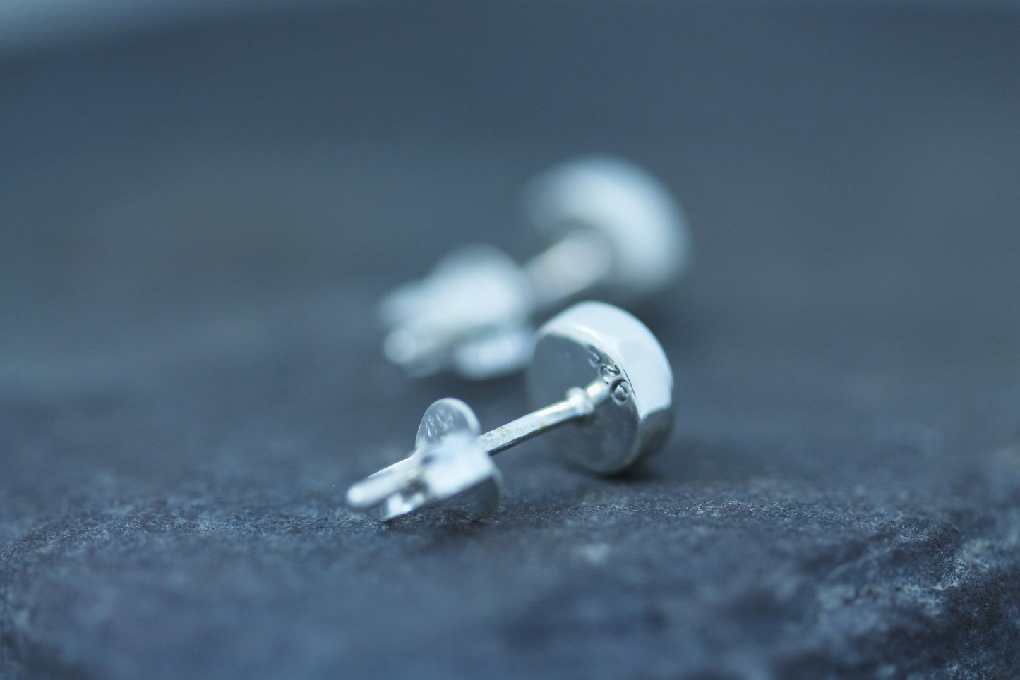 Scottish Marble Studs - Simple Circular