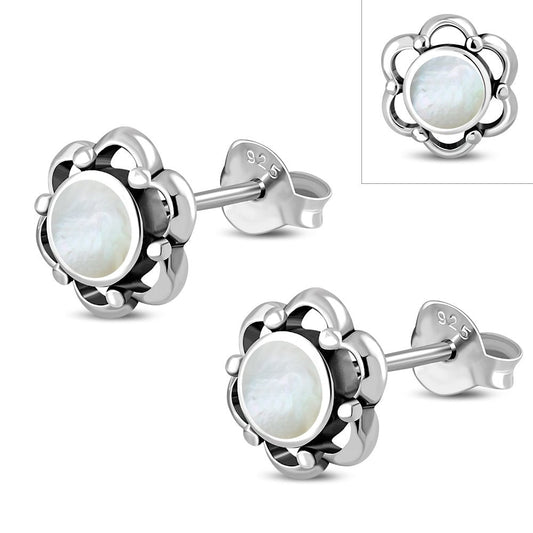 Comtemporary stone stud