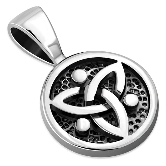 Triquetra Pendant - Three Worlds