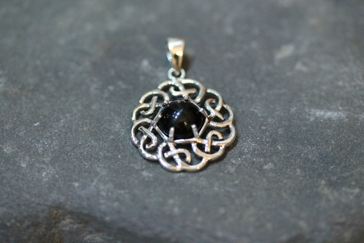 Celtic Stone Pendant - Six Knot with Black Onyx