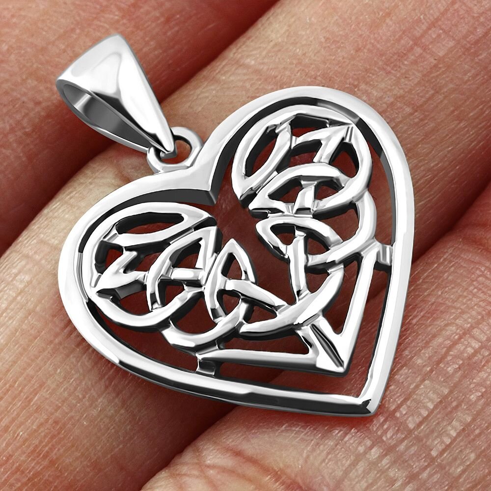 Celtic Knot Pendant - Celtic Heart