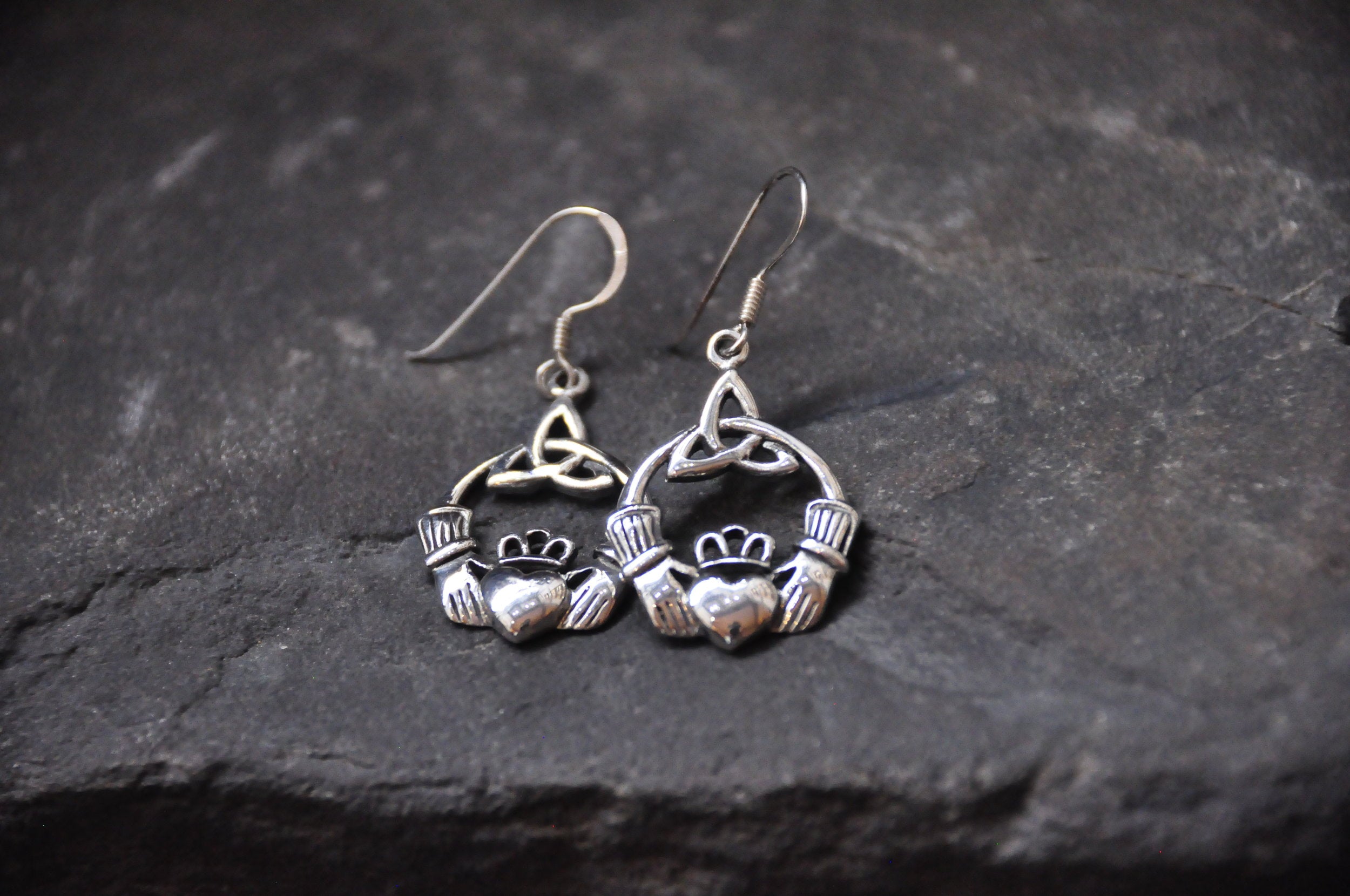 Claddagh Earrings - Triquetra Wreath – Celtic Design Scotland