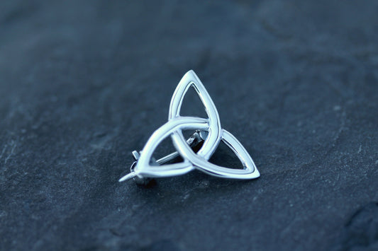 Triquetra Brooch - Perfect Balance