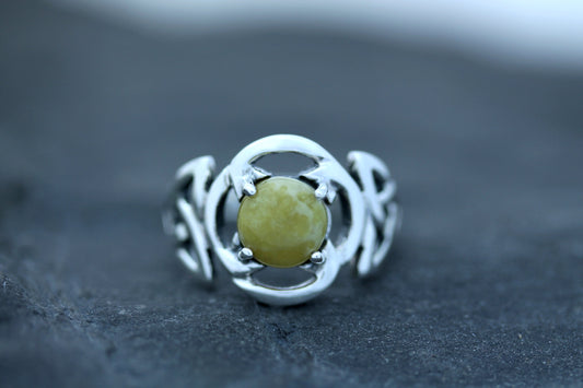 Scottish Marble Ring - Quaternary Celtic Knot