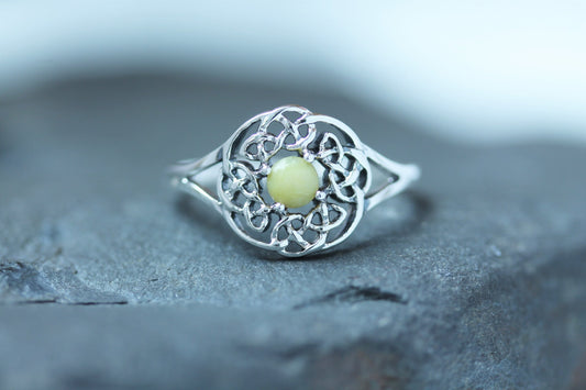 Scottish Marble Ring - Celtic Wreath