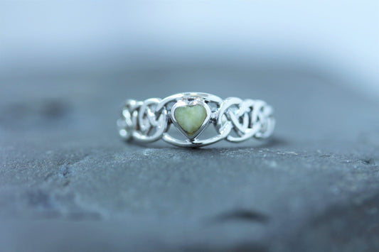 Scottish Marble Ring - Heart with Kells Knot
