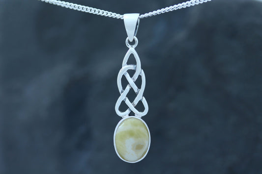 Scottish Marble Pendant - Elongated Celtic Knot