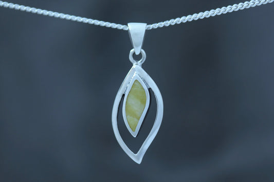 Scottish Marble Pendant - Open Leaf