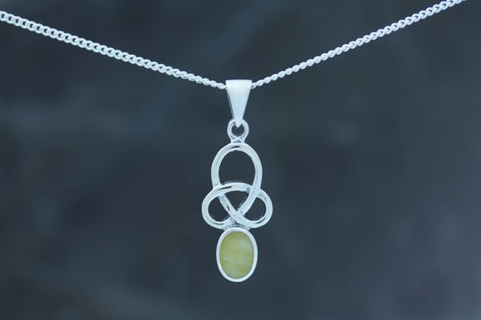 Scottish Marble Pendant - Loose Trinity Knot