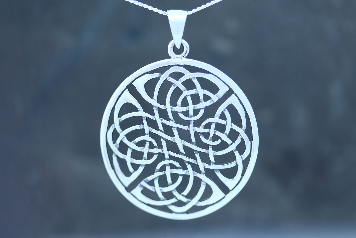 Gold Emerald Round Trinity Knot Necklace - Solvar Irish Jewellery