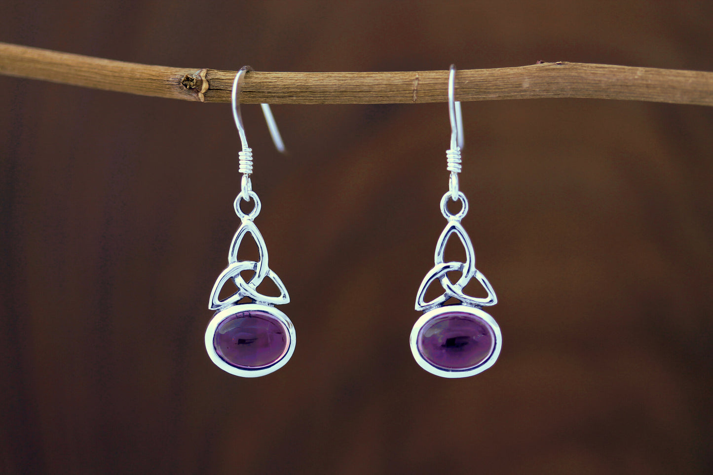 Triquetra Earrrings - Simple Trinity with Amethyst